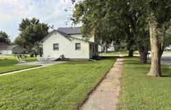 105 S Monroe Street, West Point, NE 68788