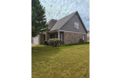 1165 E CORTONA Cir, Memphis, TN 38018