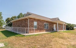 4 W Hillcrest Way, Okemah, OK 74859