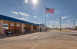 318 E Tamarack Road, Altus, OK 73521