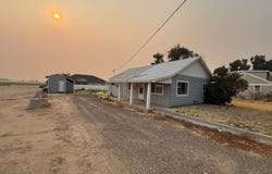 733 Sunset Dr, Ontario, OR 97914
