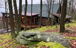 235 Pine Knob Rd, South Union Twp, PA 15445