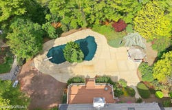 2 Constitution Drive, Leonardo, NJ 07737