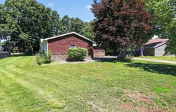 56800 Bow Drive, Three Rivers, MI 49093