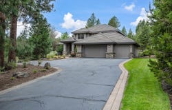 19598 Green Lakes Loop, Bend, OR 97702