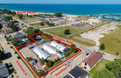 212 Hamilton St, Racine, WI 53402