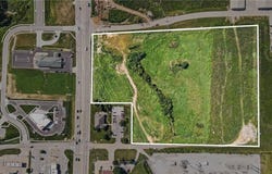 S 169 Highway, Smithville, MO 64089