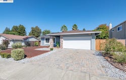 824 Sylvaner Dr, Pleasanton, CA 94566