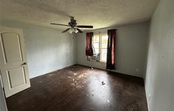 102 W Mesquite St, Granger, TX 76530