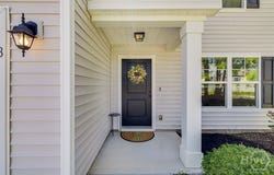 8 Hawkhorn Court, Savannah, GA 31407