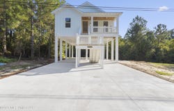 302 Terrace Avenue, Waveland, MS 39576