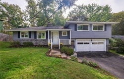 112 Burrows Hills Drive, Rochester, NY 14625