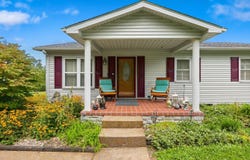 320 Happy Top Road, Clay City, KY 40312
