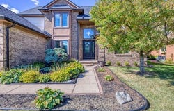 51541 Pinewood Drive, Macomb Twp, MI 48042