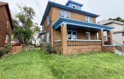 2909 Denver Ave, Lorain, OH 44055