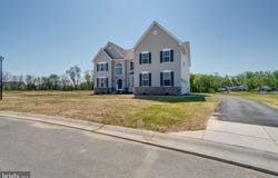 1153 CHARLESTON Circle, DOVER, DE 19904