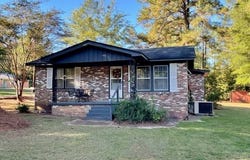 940 Highway 12 E, Kosciusko, MS 39090