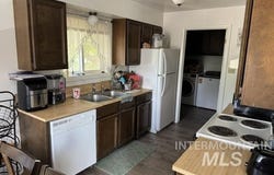 166 Crestview Drive, Twin Falls, ID 83301