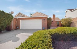 5015 Calle De Carino NE, Albuquerque, NM 87111