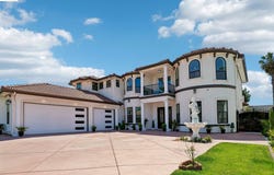 2386 Interlaken Ct, Lodi, CA 95242