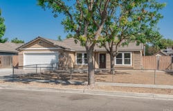 280 Greystone Court, Lemoore, CA 93245