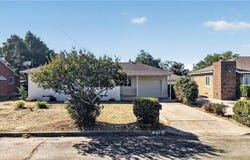 219 W Victoria, Rialto, CA 92376