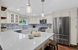 80 Chestnut Hills, New Hartford, NY 13413