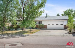 803 Stanley Ave, Gillette, WY 82716