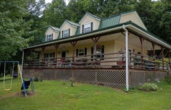 417 Clearview Drive, Hustonville, KY 40437