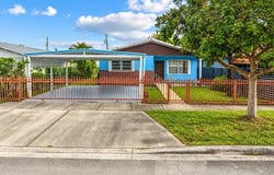 320 E 19th St, Hialeah, FL 33010