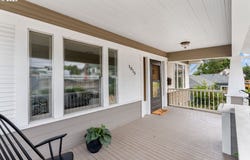 1015 E 10TH St, TheDalles, OR 97058
