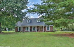 3387 Liberty Road, Dresden, TN 38225