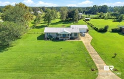 1709 Crest Lane, Molino, FL 32577