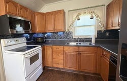 41 Lincoln St, Waverly, NY 14892