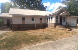 1103 SE 3rd, Antlers, OK 74523