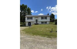 32 Leander Harmon Road, Harrison, ME 04040