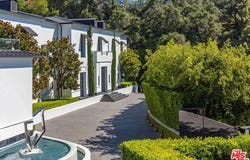 10701 Bellagio Rd, Los Angeles, CA 90077