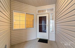 356 S Golden Eagle Lane, Eagle, ID 83616