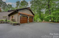 29 Shadow Brook Drive, Flat Rock, NC 28731