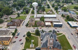 1209 14Th Avenue, Eldora, IA 50627