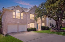 7113 Bending Oak Rd, Austin, TX 78749