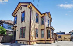 2836 Myrtle St, Oakland, CA 94608