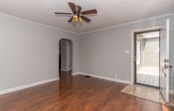 1119 High St, Moberly, MO 65270