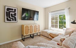 4200 E Commerce Way, Sacramento, CA 95834