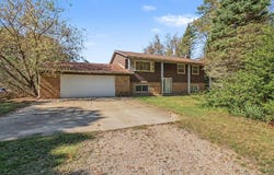 5490 Pingree Road, Howell, MI 48843