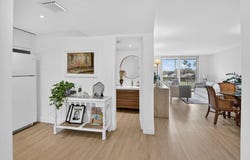 9820 S Hollybrook Lake Drive, Pembroke Pines, FL 33025