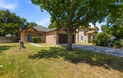 151 Henke Cv, Kyle, TX 78640
