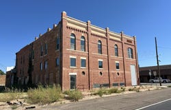 101 N Main St, Crowell, TX 79227