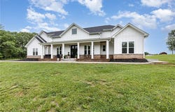 138 Arthur Needham Road, Pilot Mountain, NC 27041