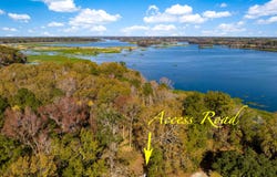 554 Point Comfort Road, Moncks Corner, SC 29461